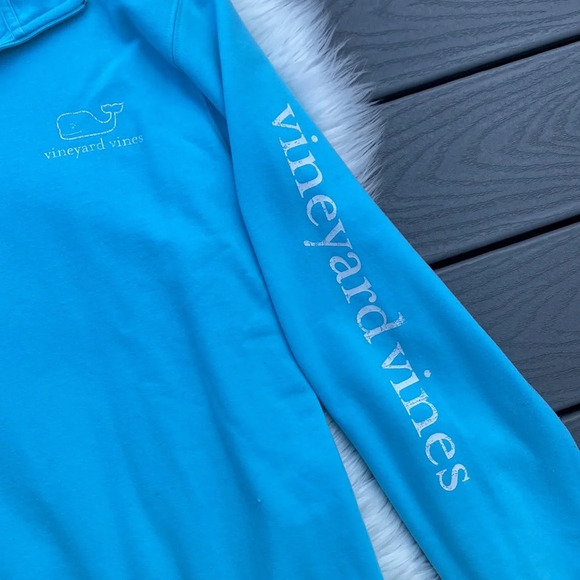 Vineyard Vines blue quarter zip sweatshirt - Picture 3 of 5